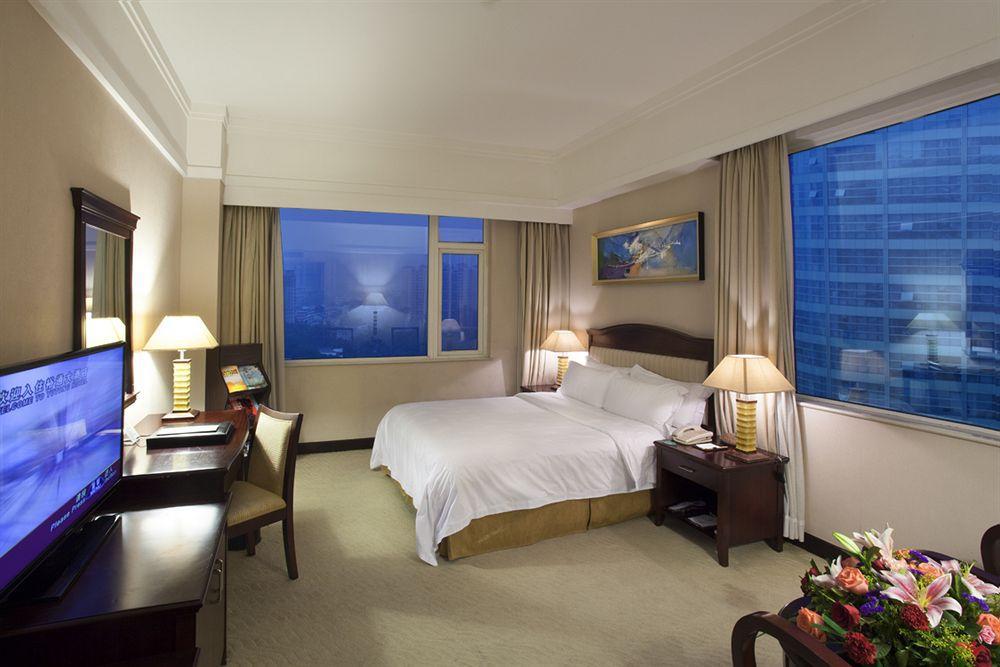 Yutong Hotel Гуанджоу Екстериор снимка